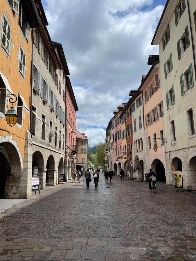 Petit Cocon Au Coeur D'Annecy Apartment Ngoại thất bức ảnh